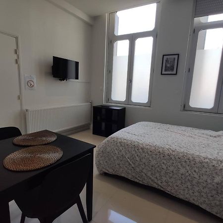 Residence Jehan Froissart Valenciennes Eksteriør billede